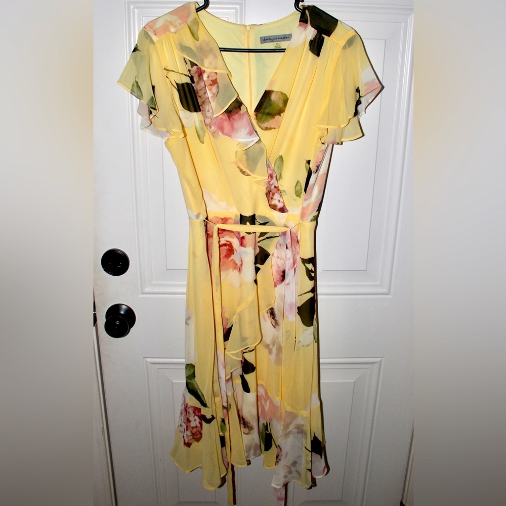 Danny & Nicole Size 12 Yellow Floral Dress Ruffle Flutter Surplice Modest Midi